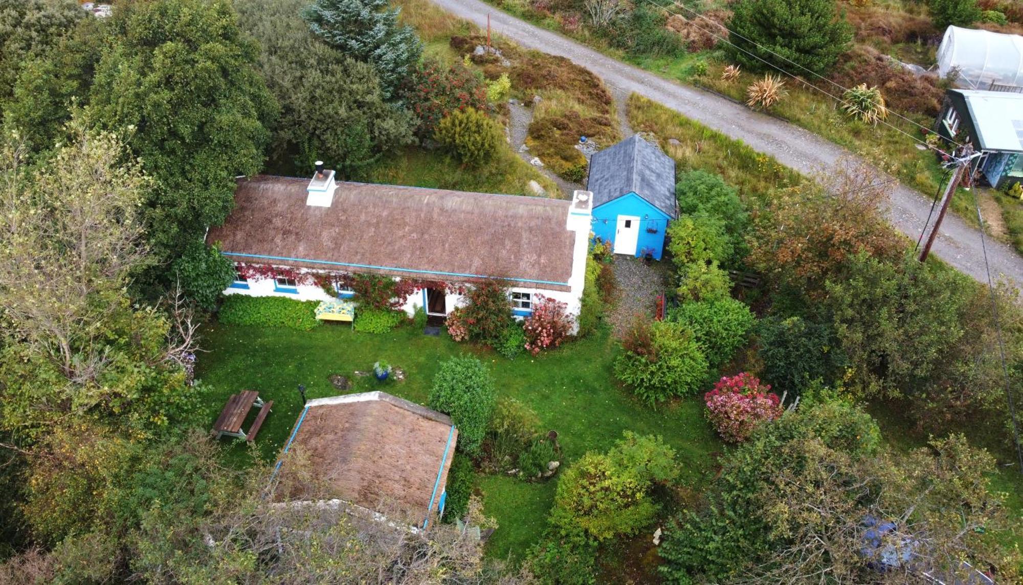 The Rockhouse - Cosy Stone Built Thatch Cottage Dungloe Exterior foto